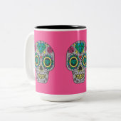 死んだバラとピンクの結晶スカルの日 ツートーンマグカップ (正面左)