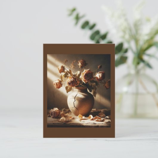 死んだバラ花瓶のヴィンテージスタイル静止画 ポストカード (スタンド正面)