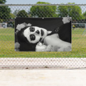 死んだ女性の旗の日 横断幕 (インサイチュ)