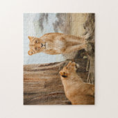 死んだ木をスカウトする雌ライオン ジグソーパズル (縦)