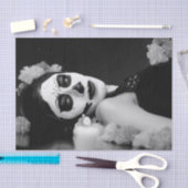 死んだ衣装ティッシュペーパーの日の女性 薄葉紙 (クラフト)