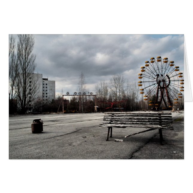 死んだ観覧車 (正面横)