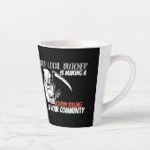 死神の肉屋 カフェラテマグ (右)