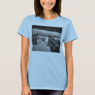 死LCVPの第二次世界大戦オマハの顎に Tシャツ