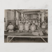 残念な女の子、私はソーセージの男 – ヴィンテージ ポストカード (正面)