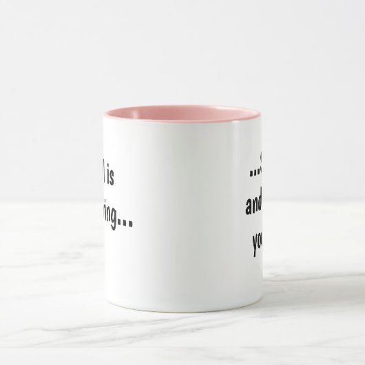 残酷でおもしろいな支払名簿の引用文のギフトを退屈させない支払名簿 マグカップ (中央)