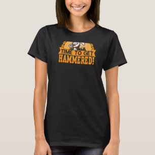 殴られたバックプリントの鍛冶屋を手に入れる時間 Tシャツ
