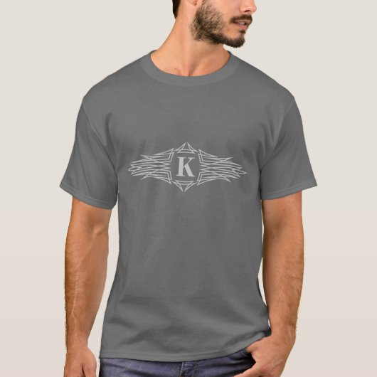"殴打"の銀製の細い縦縞のTシャツ Tシャツ (正面)