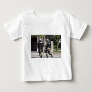 殴打 ベビーTシャツ