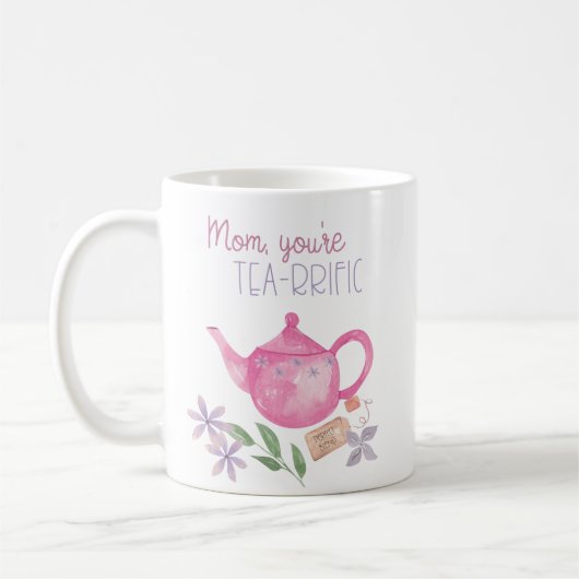母おもしろいあなたはピンクのティーポットを持つ喫茶店 コーヒーマグカップ (左)