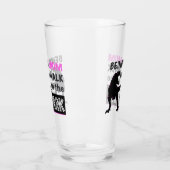 母おもしろいである恐竜が公園を散歩する タンブラーグラス (左)