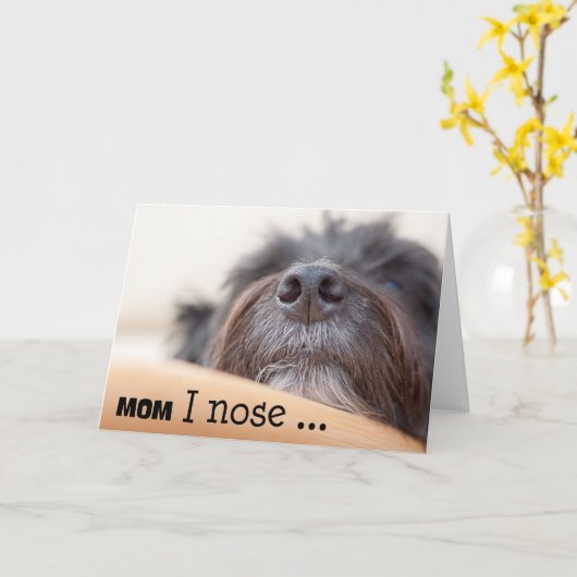 母おもしろいの日のカード – 犬の鼻 カード (黄色い花)