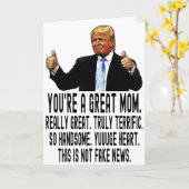 母おもしろいの日の母のためのトランプ誕生日カード カード (黄色い花)