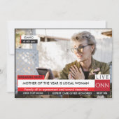 母おもしろいの日🎉偽テレビニュースカード 招待状 (正面)