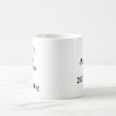 母おもしろい人生マグ – 疲れた母のユーモアのギフト コーヒーマグカップ (中央)