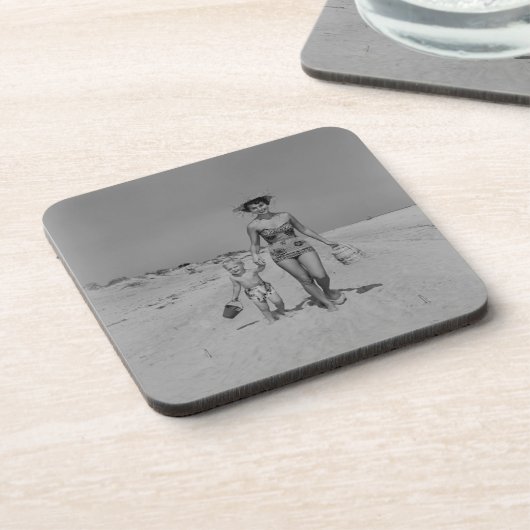 母および息子 コースター (左側)