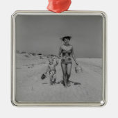 母および息子 メタルオーナメント (正面)