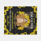 母から娘にヒマワリを撒く フリースブランケット (正面(横))