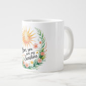 母さん、あなたは私の太陽だ – かわいい笑顔の太陽 ジャンボコーヒーマグカップ (正面右)