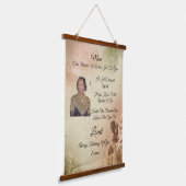 母さん、祖母さん、母さん 吊り下げ型タペストリー (傾斜あり)