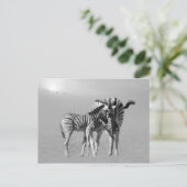 母とベビーの間の優しい瞬間 ポストカード (スタンド正面)