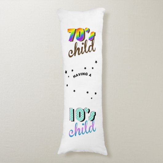 母とベビー1970年代/2010年代 ボディピロー (正面縦)