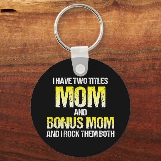 母とボーナス母の2つのタイトルがある キーホルダー (正面)