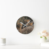 母とライオンの子のトリオ ラウンド壁時計 (ホーム)