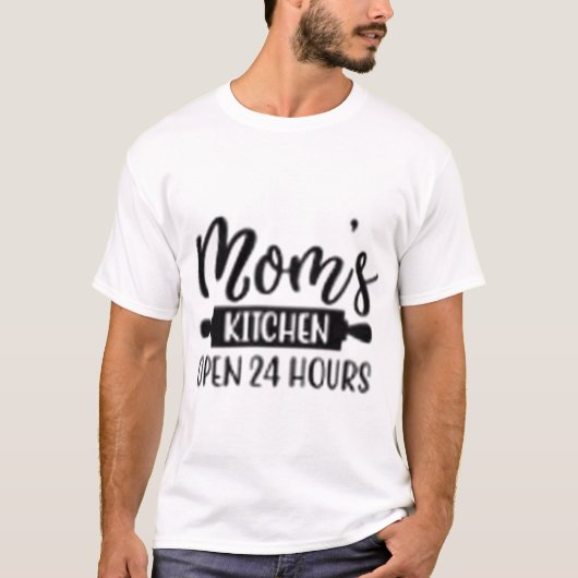 母のキッチンは24時間営業Tシャツ|面白い家族デザイン Tシャツ (正面)