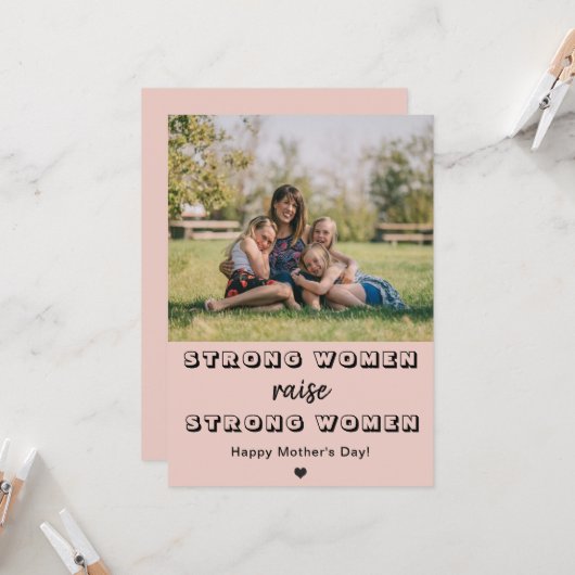 母の日かわいい母の写真強い女性の育て カード (正面/裏面インサイチュ)