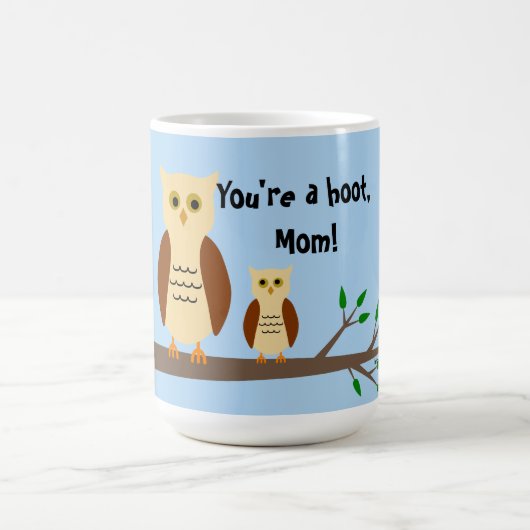 母の日のフクロウの白のマグ コーヒーマグカップ (中央)
