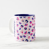 母の日のフローラモダンピンクブルーカスタム ツートーンマグカップ (正面左)