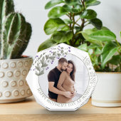 母の日の写真 – 紫の野花で囲まれた フォトブロック