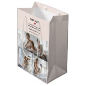 母の日の抱き枕とフォトコラージュ ミディアムペーパーバッグ (正面アングル)