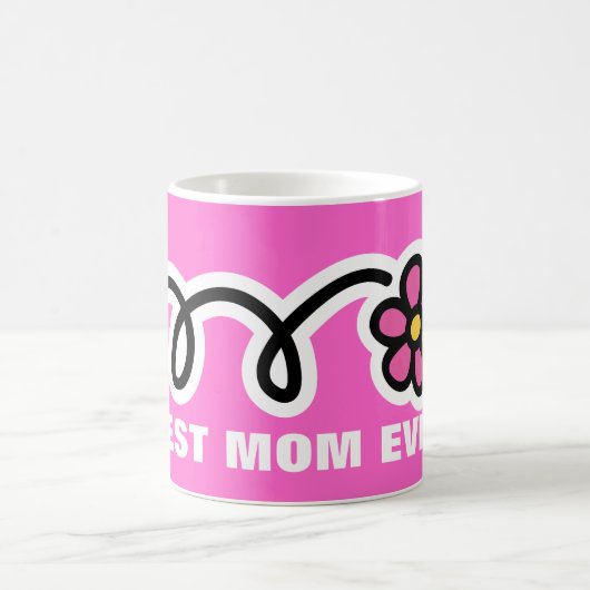 母の日マグカップとピンクのデイジー花 | 最高の母 コーヒーマグカップ (中央)