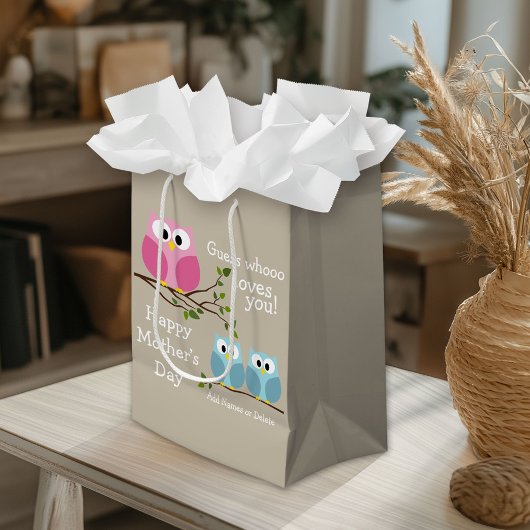 母の日 – かわいいフクロウ – Whooo loves you ミディアムペーパーバッグ