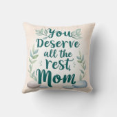 母の日 – 「母さん、その他の者たちにも値する」 クッション (裏面)