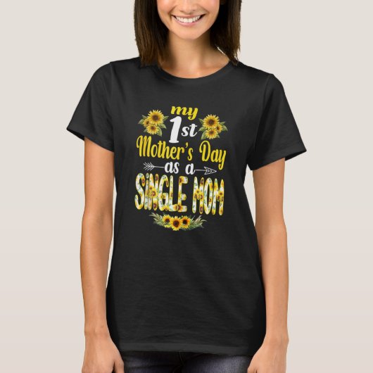 母の日Mの母の日独身のを満おもしろいたす Tシャツ (正面)