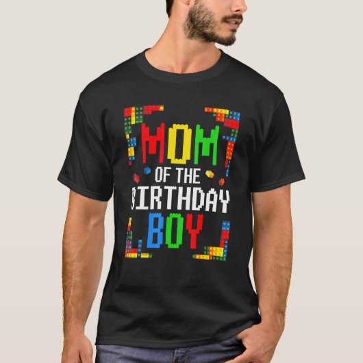母の男の子の誕生日の建物ブロック母マ Tシャツ (正面)