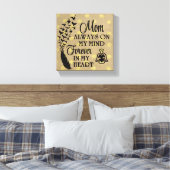 母はいつも私のハートの中で私の心の上にいる キャンバスプリント (インサイチュ (寝室))