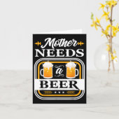 母はビールの花嫁と花婿のドリンカービールを必要とする カード (黄色い花)