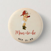 母は小さな消防士の赤ちゃんシャワーボタン 缶バッジ (正面)