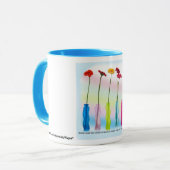 母は彼女の子供の手を握ります マグカップ (正面左)