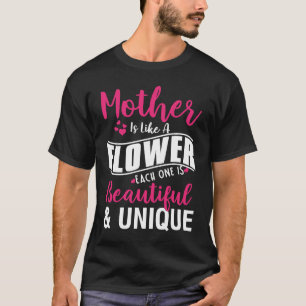 母は花に似て一人ひとりが美しい蛾 Tシャツ
