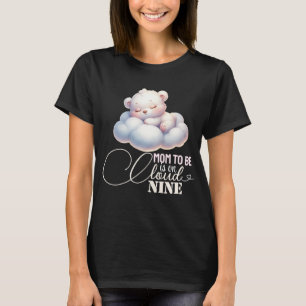 母は雲に9赤ちゃんシャワー Tシャツ