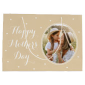 母エレガントの日の写パーソナライズされた真金ゴールド ラージペーパーバッグ (裏面)