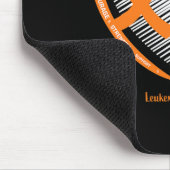 母パパI衣服オレンジ私の娘の白血病Awa マウスパッド (コーナー)