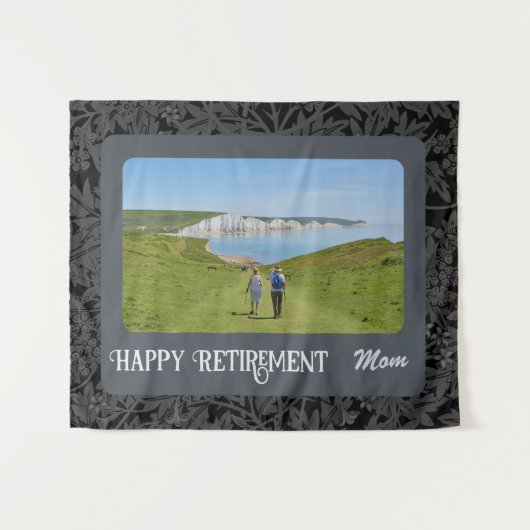 母パーソナライズされたグレーに対する幸福な退職金 タペストリー (正面(横))