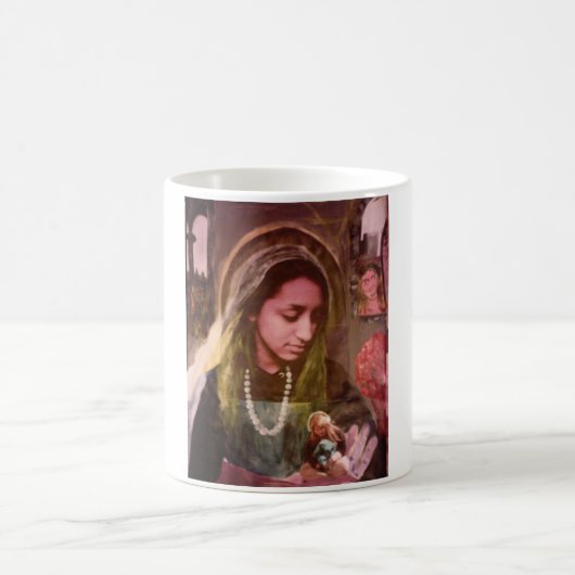 母ミーガン コーヒーマグカップ (中央)