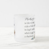 母性おもしろいハイヒール、サイクリング、ジャグリング フロストグラスマグカップ (中央)